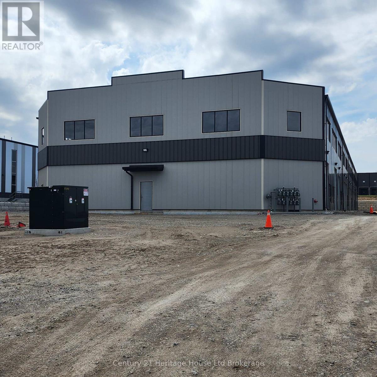 8 - 369 Griffin Way, Woodstock, Ontario  N4T 0N2 - Photo 13 - X12268337