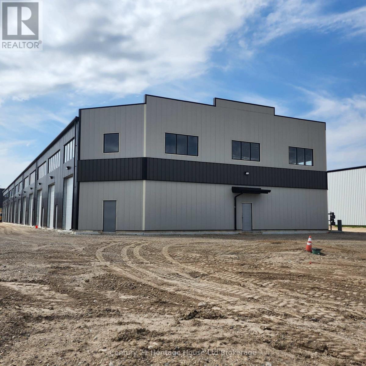8 - 369 Griffin Way, Woodstock, Ontario  N4T 0N2 - Photo 15 - X12268337