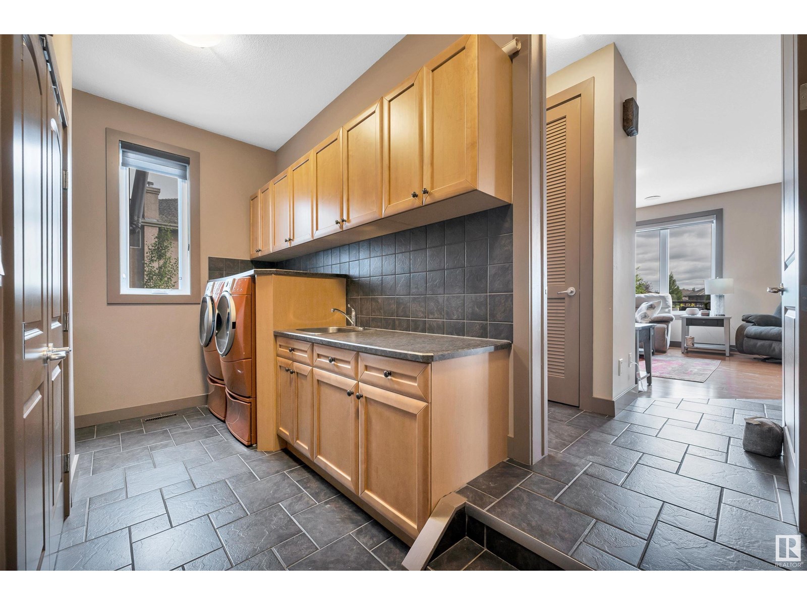 Property at #401 52328 RGE ROAD 233 image 1