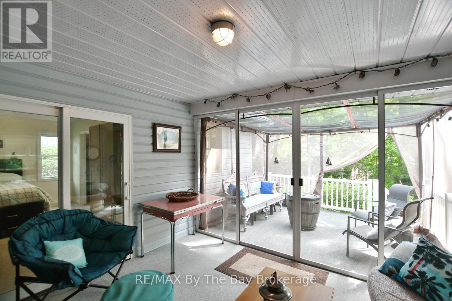 1327 River Road E, Wasaga Beach, Ontario  L9Z 2R7 - Photo 23 - S12265759