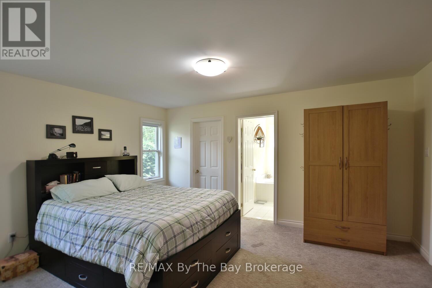 1327 River Road E, Wasaga Beach, Ontario  L9Z 2R7 - Photo 28 - S12265759