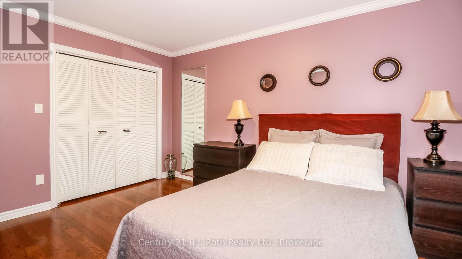 25 Redstone Path, Toronto, Ontario  M9C 1Y7 - Photo 10 - W12022793