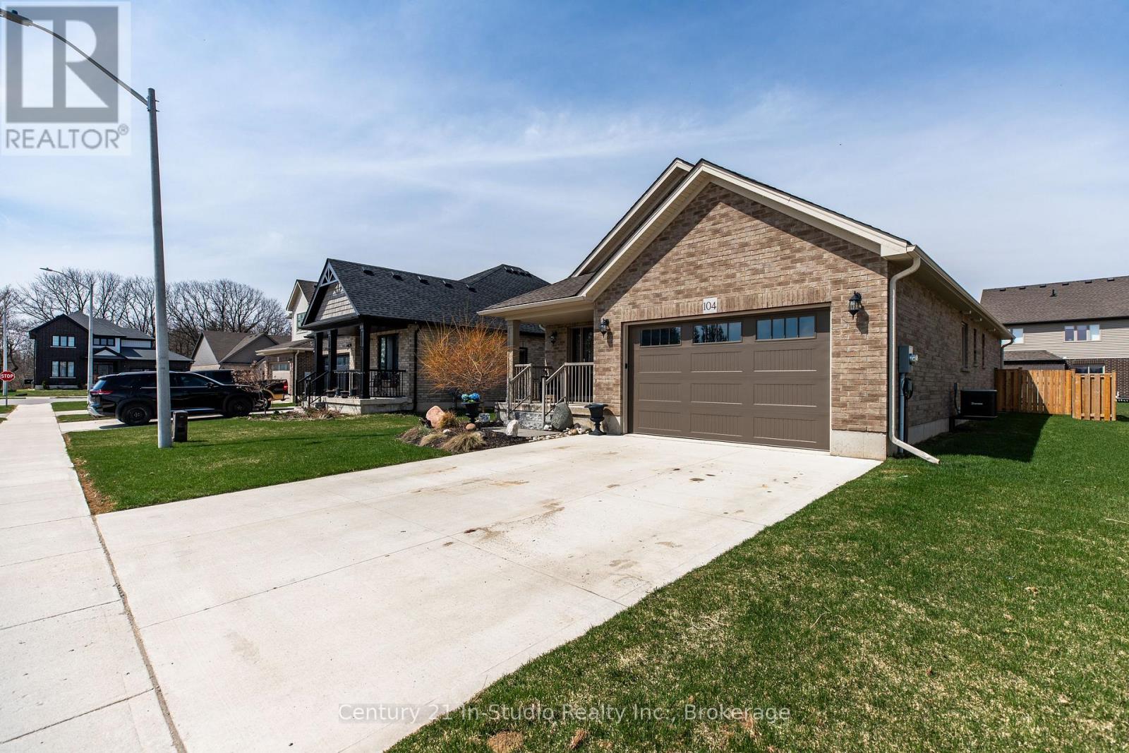 104 Emerson Way, West Grey, Ontario  N0G 1R0 - Photo 46 - X12100987