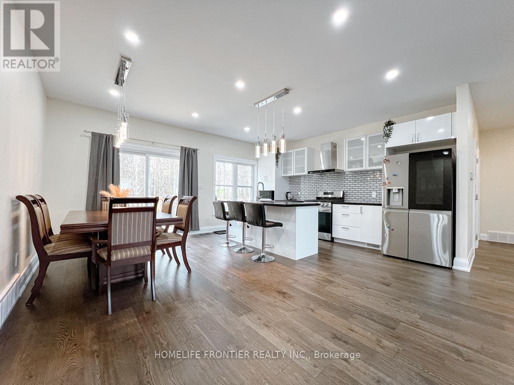 18 Murray Street, Sundridge, Ontario  P0A 1Z0 - Photo 6 - X12268134