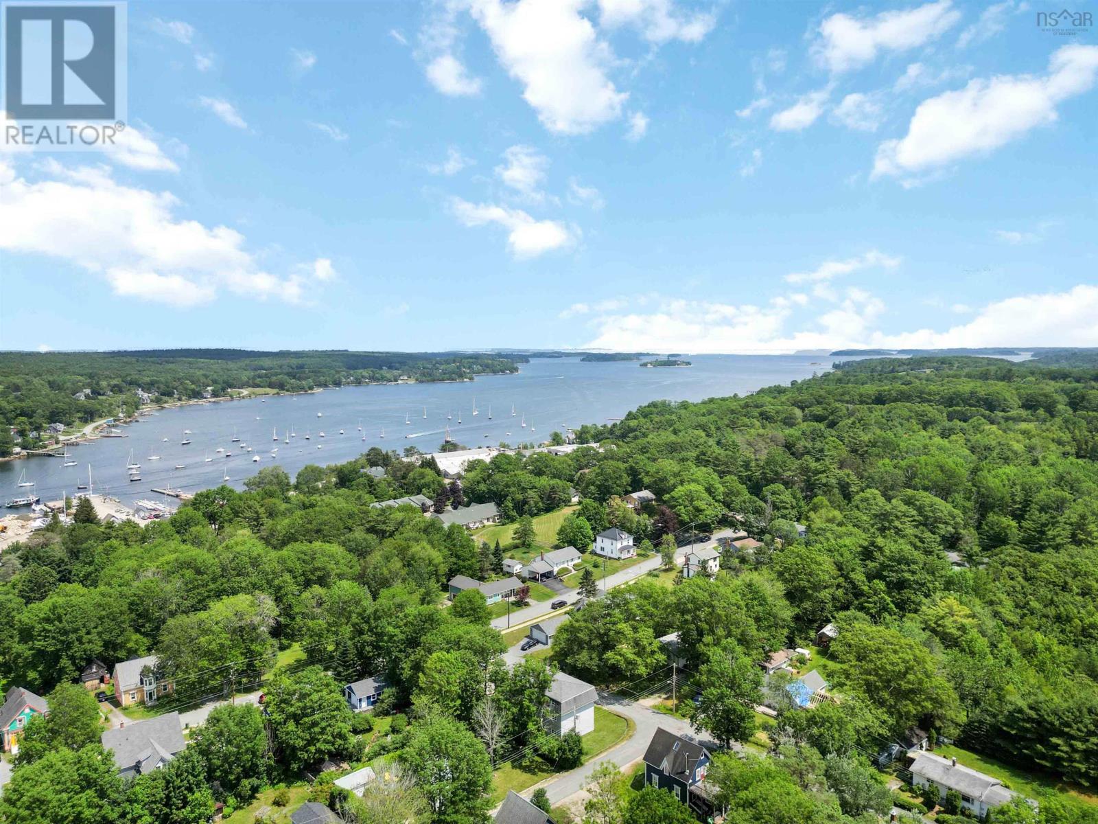 68 Spruce Street, Mahone Bay, Nova Scotia  B0J 2E0 - Photo 31 - 202516867
