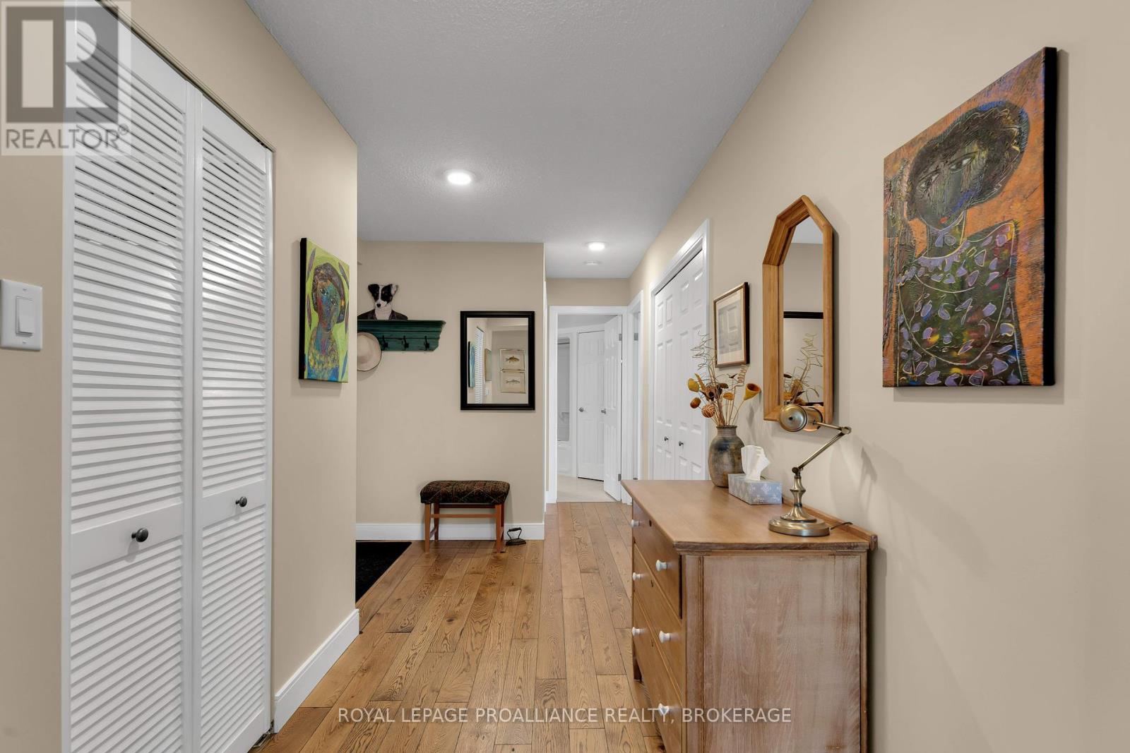 1205 - 185 Ontario Street, Kingston, Ontario  K7L 2Y7 - Photo 13 - X12268355