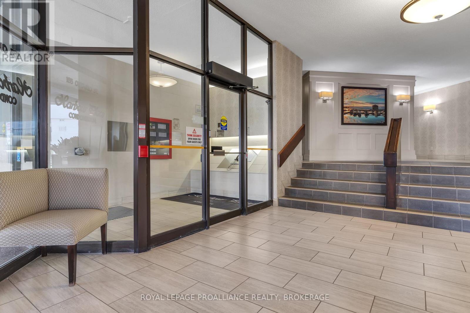 1205 - 185 Ontario Street, Kingston, Ontario  K7L 2Y7 - Photo 7 - X12268355