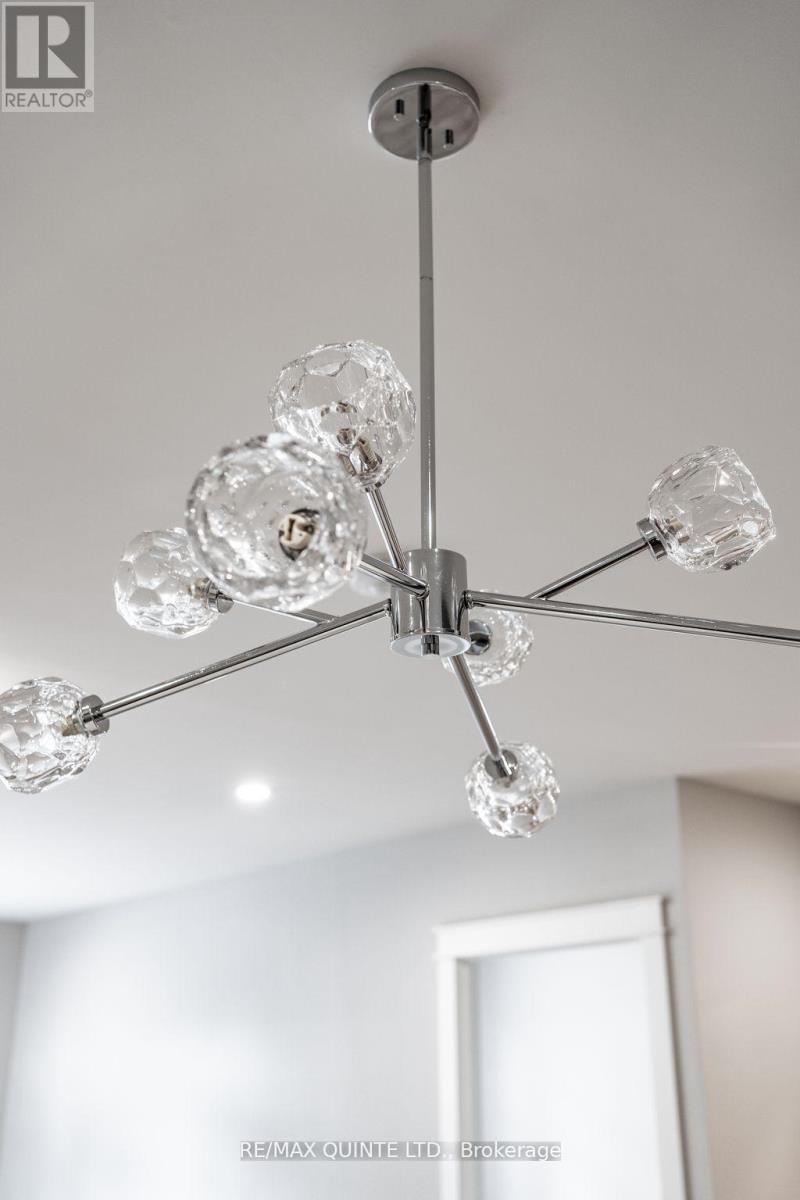 305 - 17 Cleave Avenue, Prince Edward County, Ontario K0K 2T0 - Photo 13 - X12268394