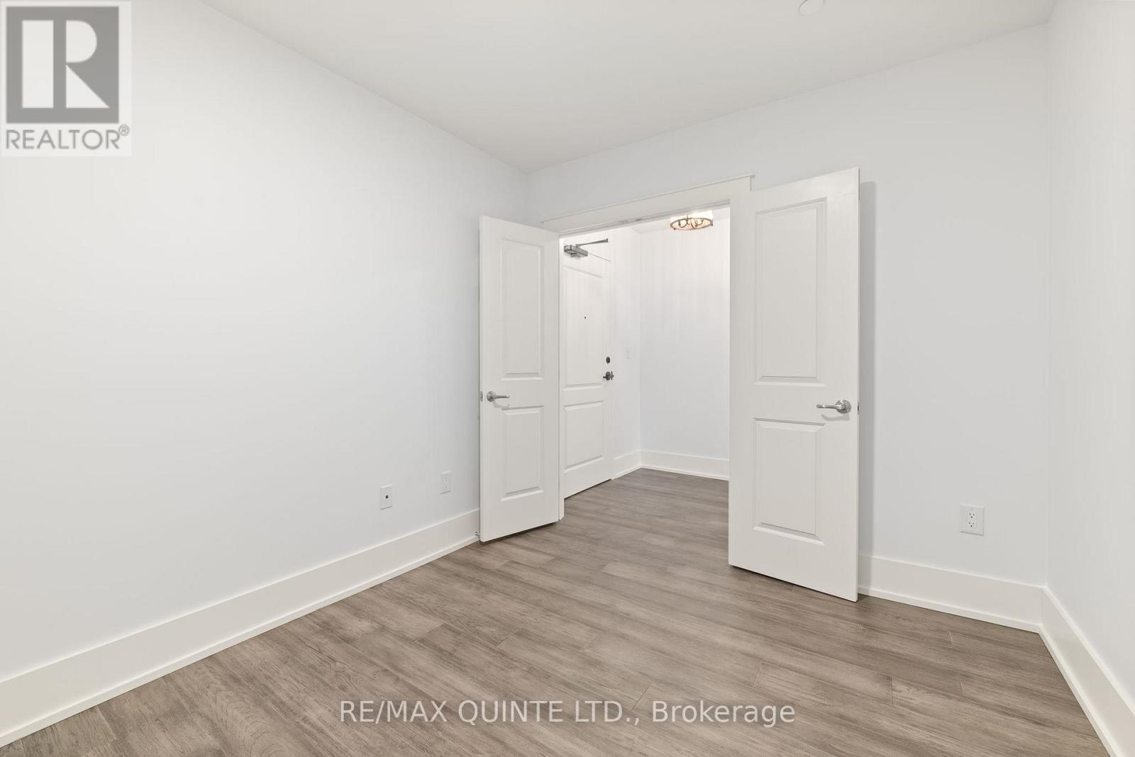 306 - 17 Cleave Avenue, Prince Edward County, Ontario K0K 2T0 - Photo 21 - X12268400