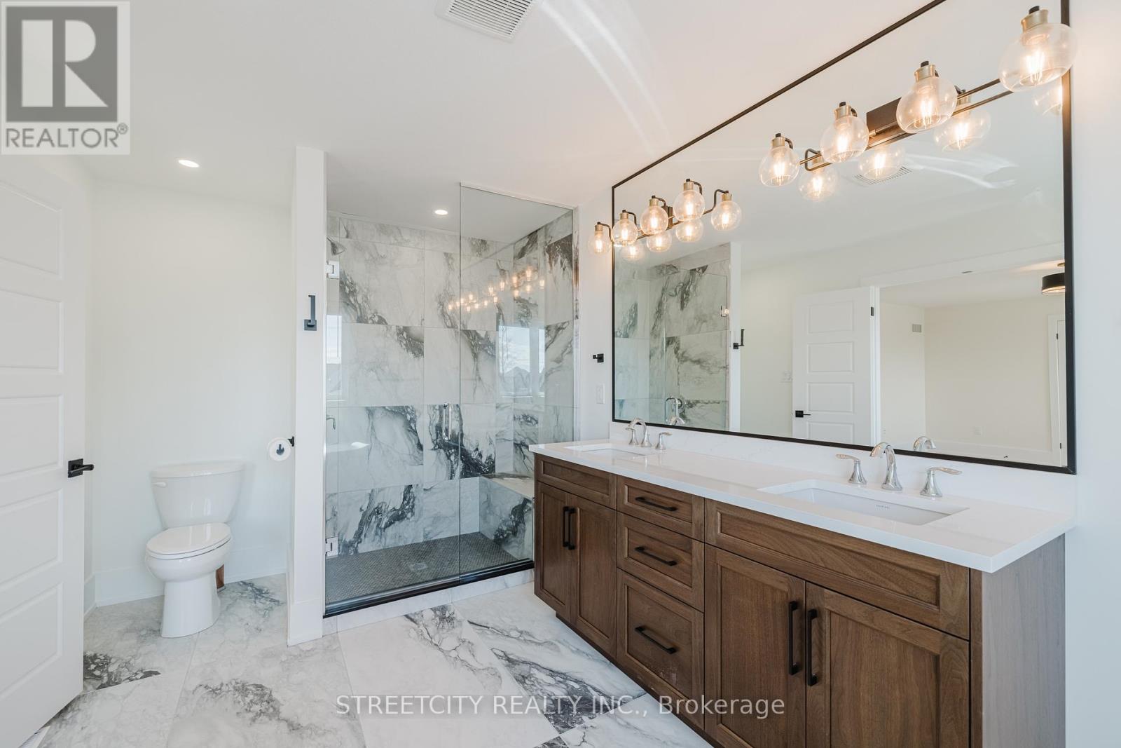 877 Eagletrace Drive W, London North (North S), Ontario  N6G 3X9 - Photo 29 - X12268403