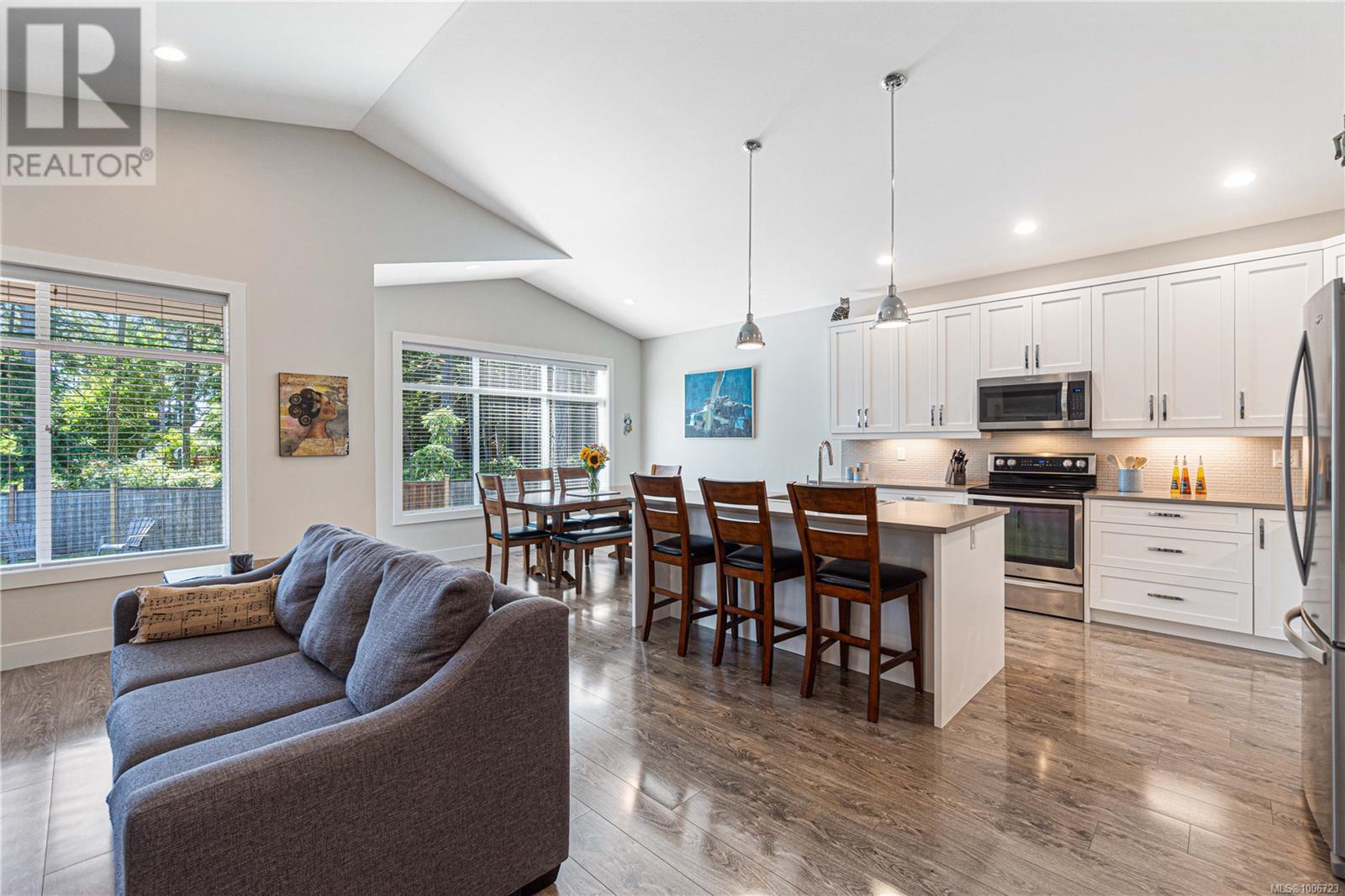Property at 509 Waterwood Pl image 1