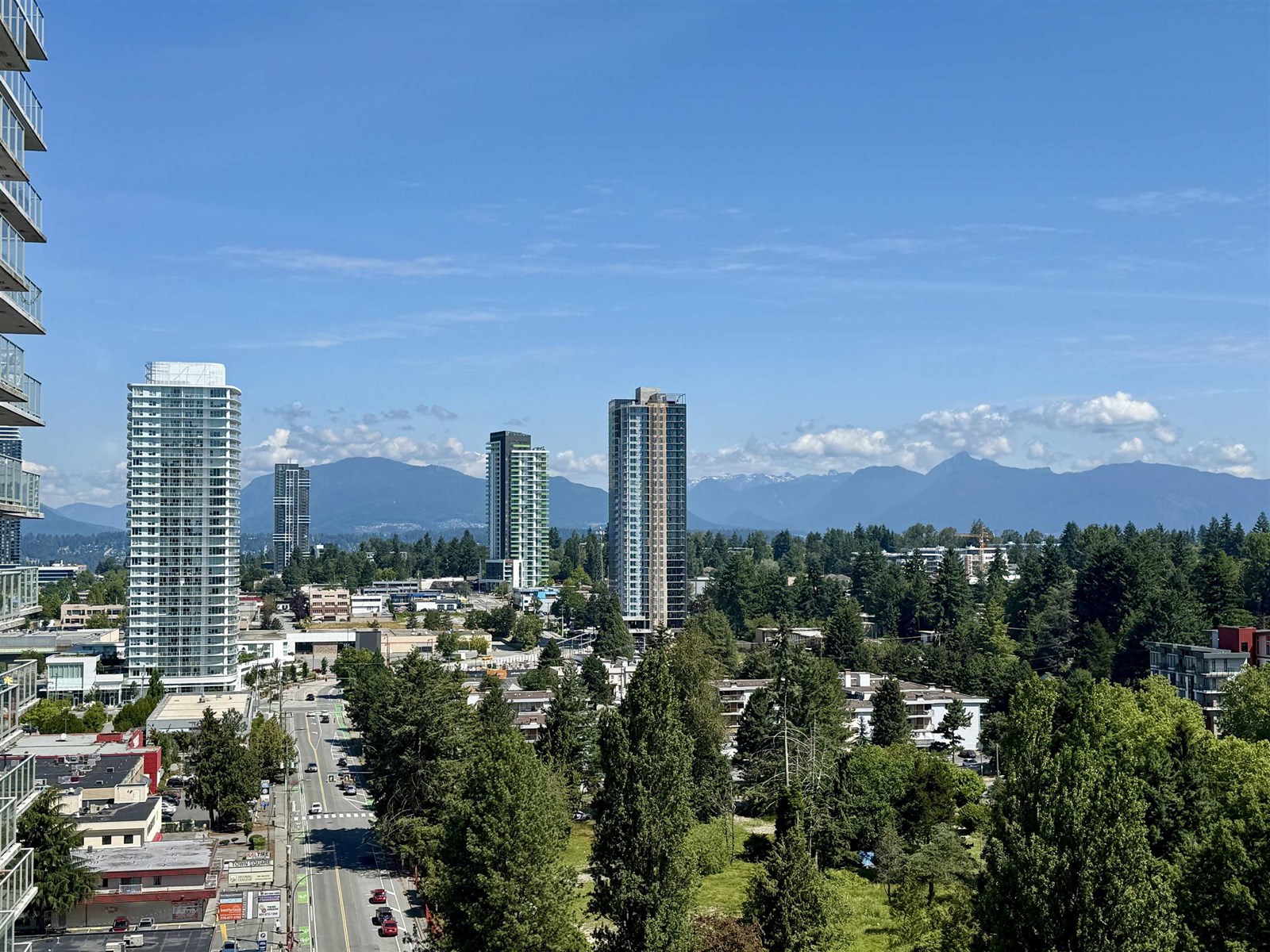 1602 9981 Whalley Boulevard, Surrey, British Columbia  V3T 0A6 - Photo 10 - R3023801