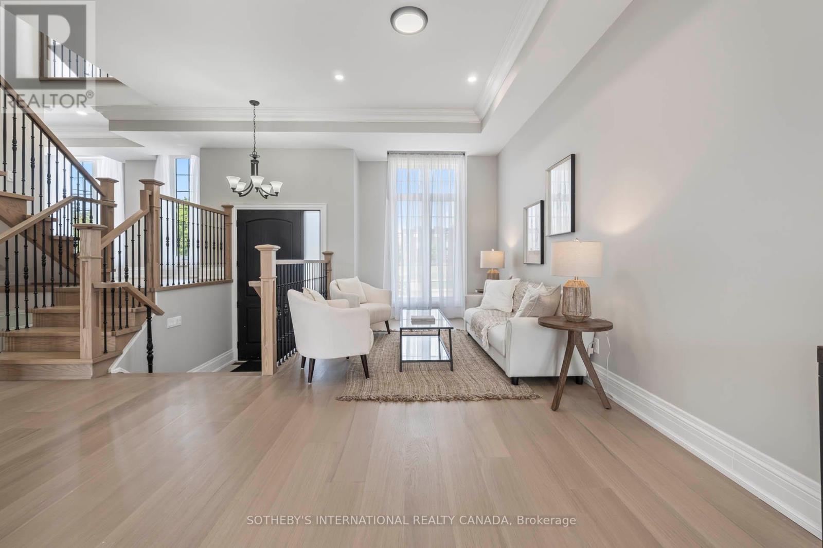 Property at 1309 COMMERCE STREET image 3