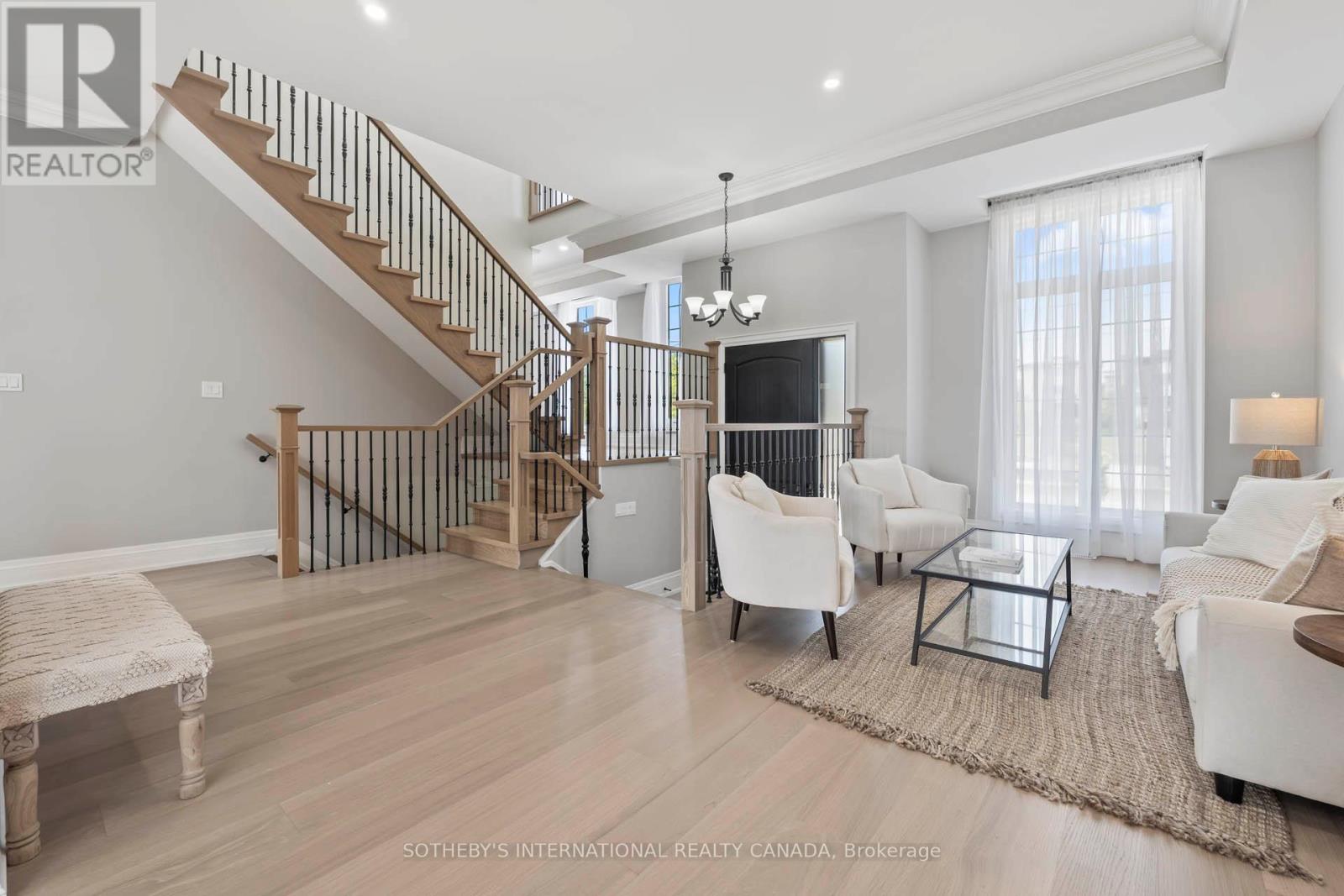 Property at 1309 COMMERCE STREET image 4