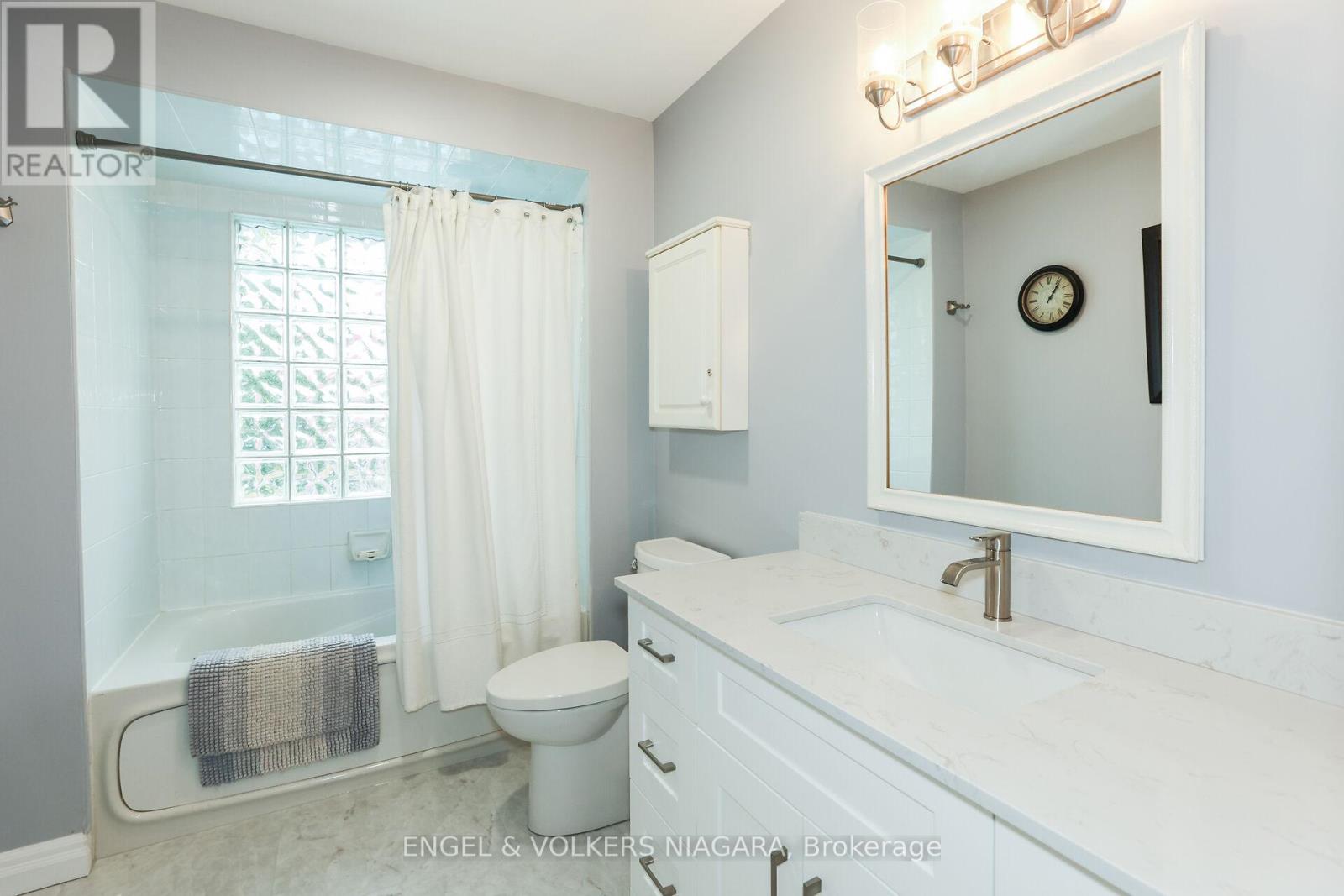 624 Simcoe Street, Niagara-On-The-Lake (Town), Ontario  L0S 1J0 - Photo 27 - X12268366