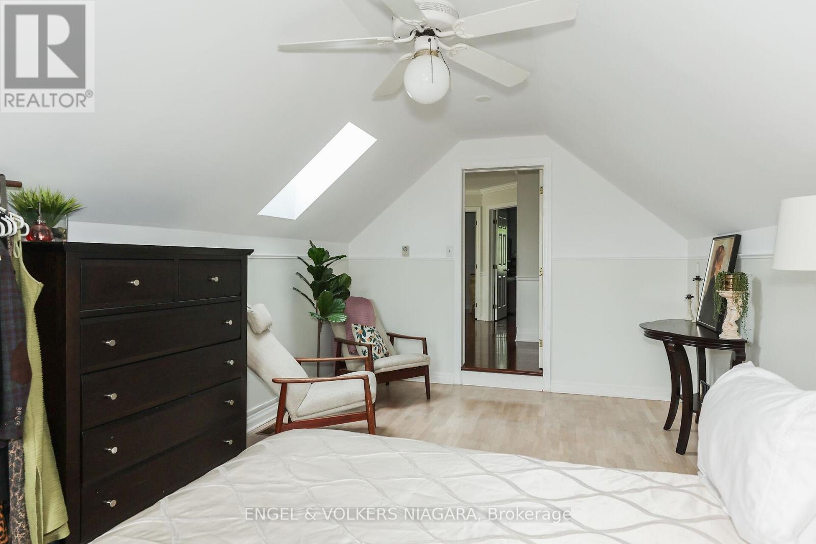 624 Simcoe Street, Niagara-On-The-Lake (Town), Ontario  L0S 1J0 - Photo 32 - X12268366