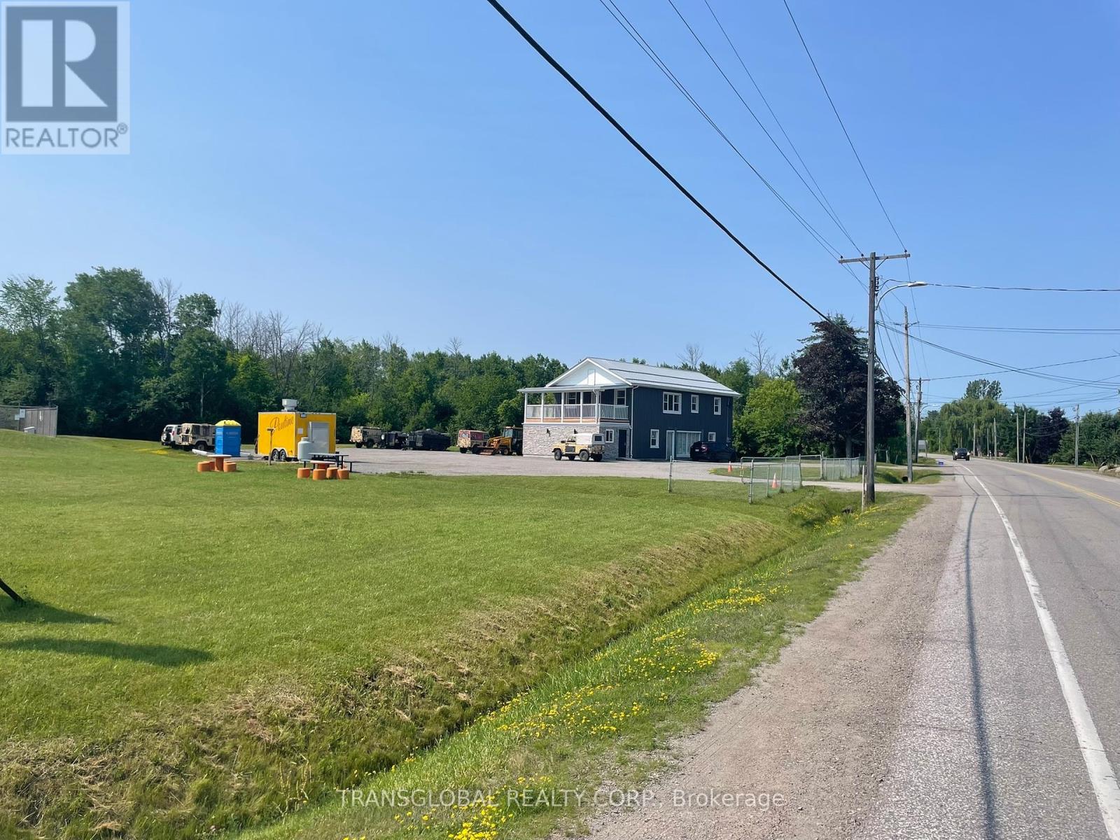 1035 Metro Road N, Georgina, Ontario  L4P 3E9 - Photo 22 - N12268180
