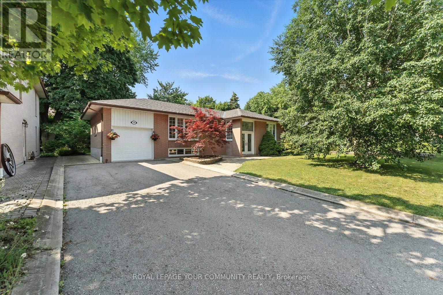 Property at 19 WELLER CRESCENT image 2