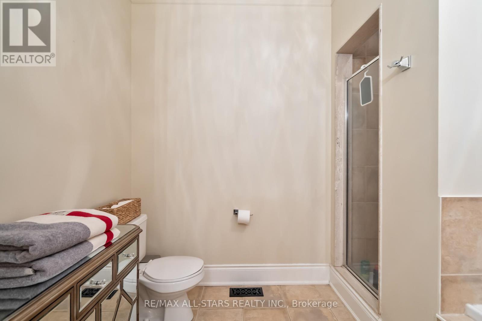 10 Sunrise Ridge Trail, Whitchurch-Stouffville, Ontario  L4A 0C9 - Photo 27 - N12268265