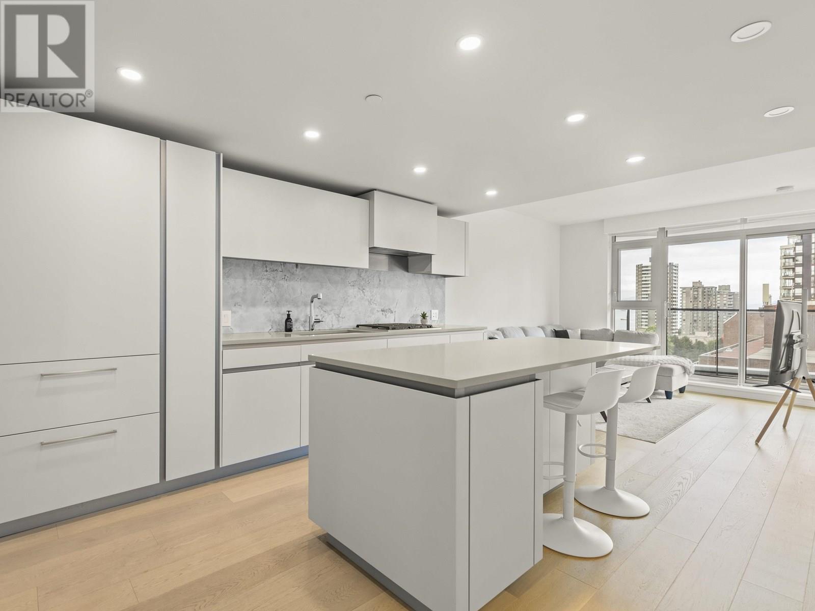 1104 889 PACIFIC STREET, vancouver, British Columbia