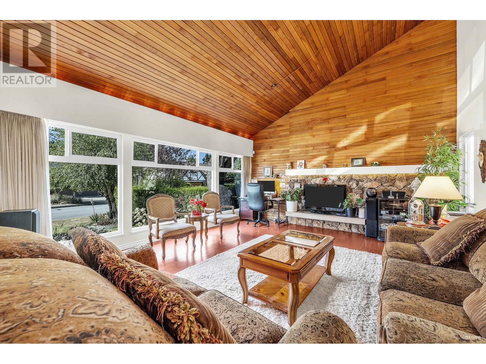 7331 Lismer Avenue, Richmond, British Columbia  V6Y 2X4 - Photo 2 - R3023726