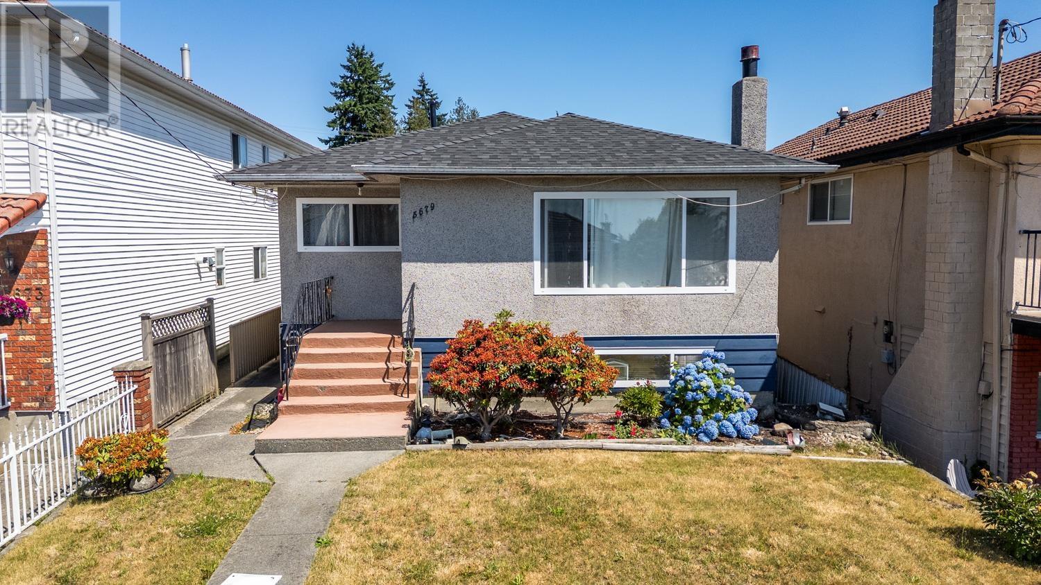 Property at 5679 CLINTON STREET image 1