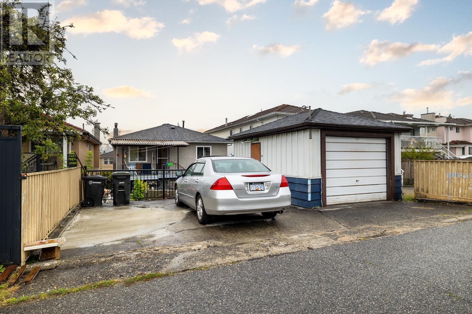 5679 Clinton Street, Burnaby, British Columbia  V5J 2M2 - Photo 14 - R3023754