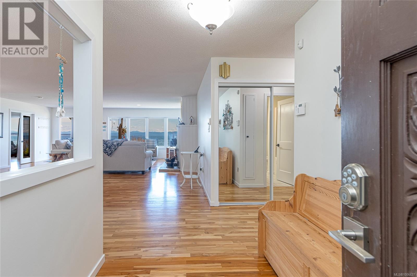 6655 Island Hwy W, Bowser, British Columbia  V0R 1G0 - Photo 9 - 1006627