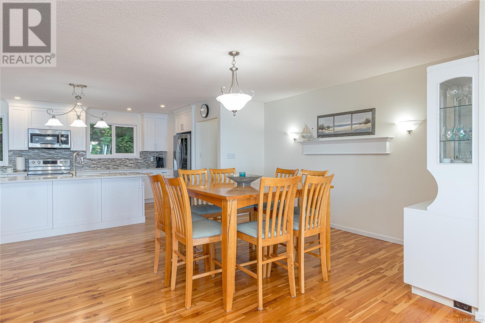 6655 Island Hwy W, Bowser, British Columbia  V0R 1G0 - Photo 19 - 1006627