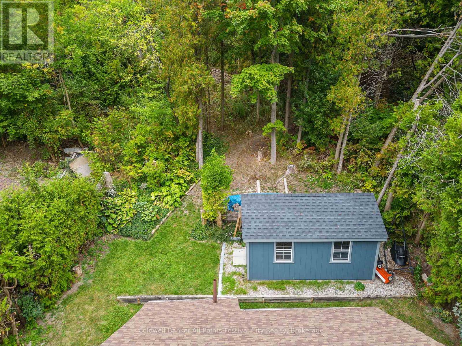 11 Melbourne Street, Ashfield-Colborne-Wawanosh, Ontario  N7A 3X9 - Photo 25 - X12268367