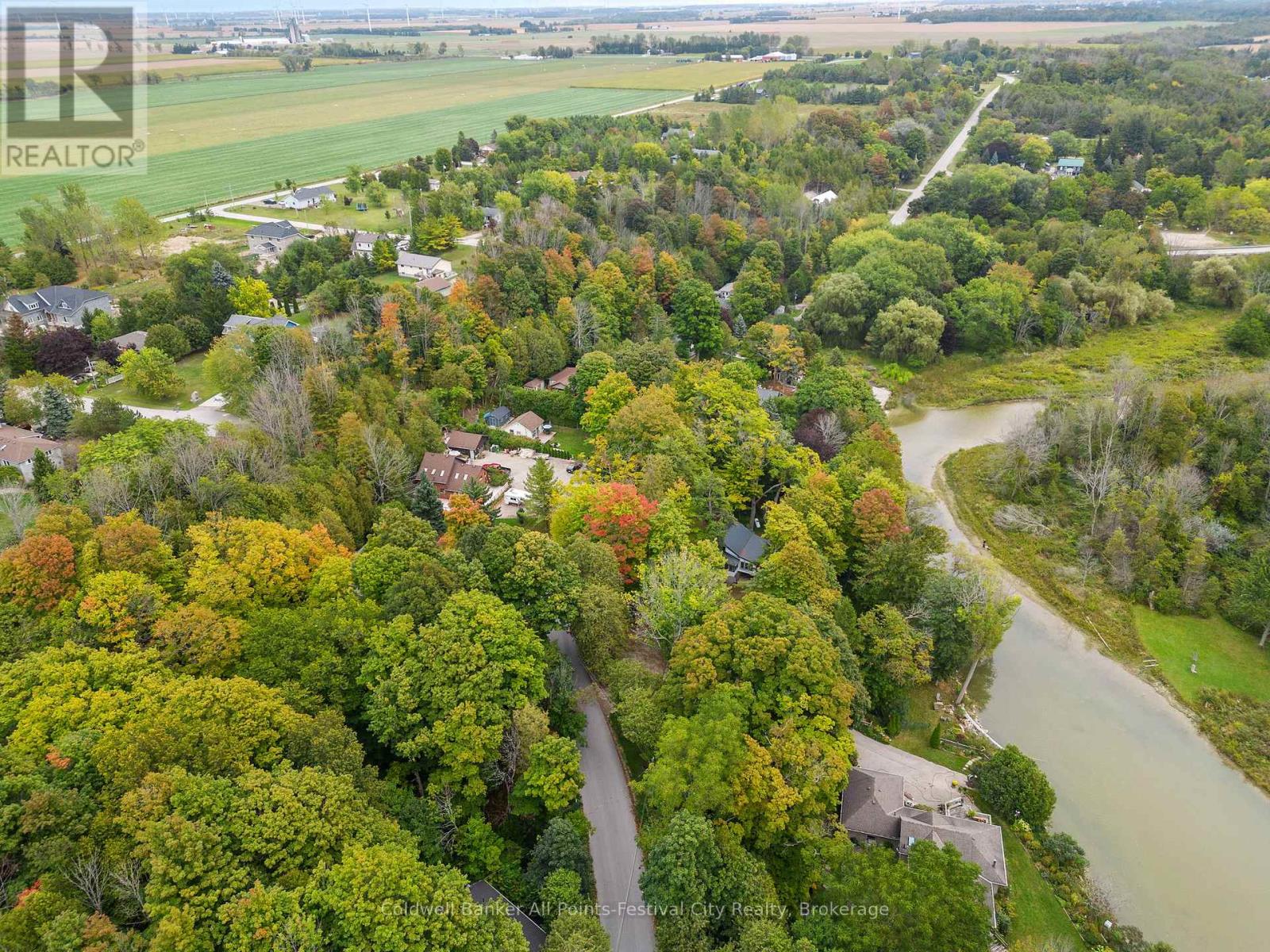 11 Melbourne Street, Ashfield-Colborne-Wawanosh, Ontario  N7A 3X9 - Photo 27 - X12268367