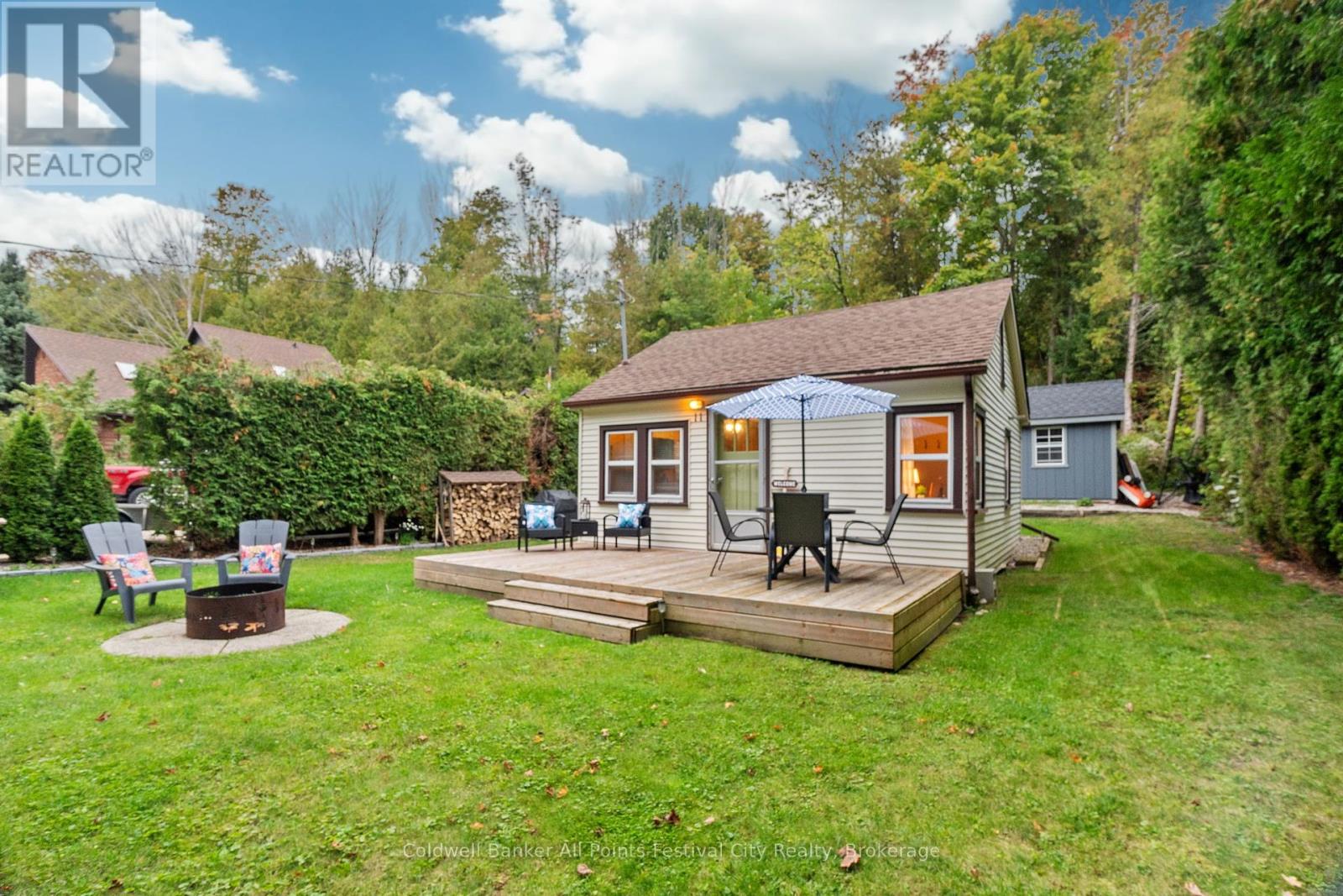 11 Melbourne Street, Ashfield-Colborne-Wawanosh, Ontario  N7A 3X9 - Photo 3 - X12268367