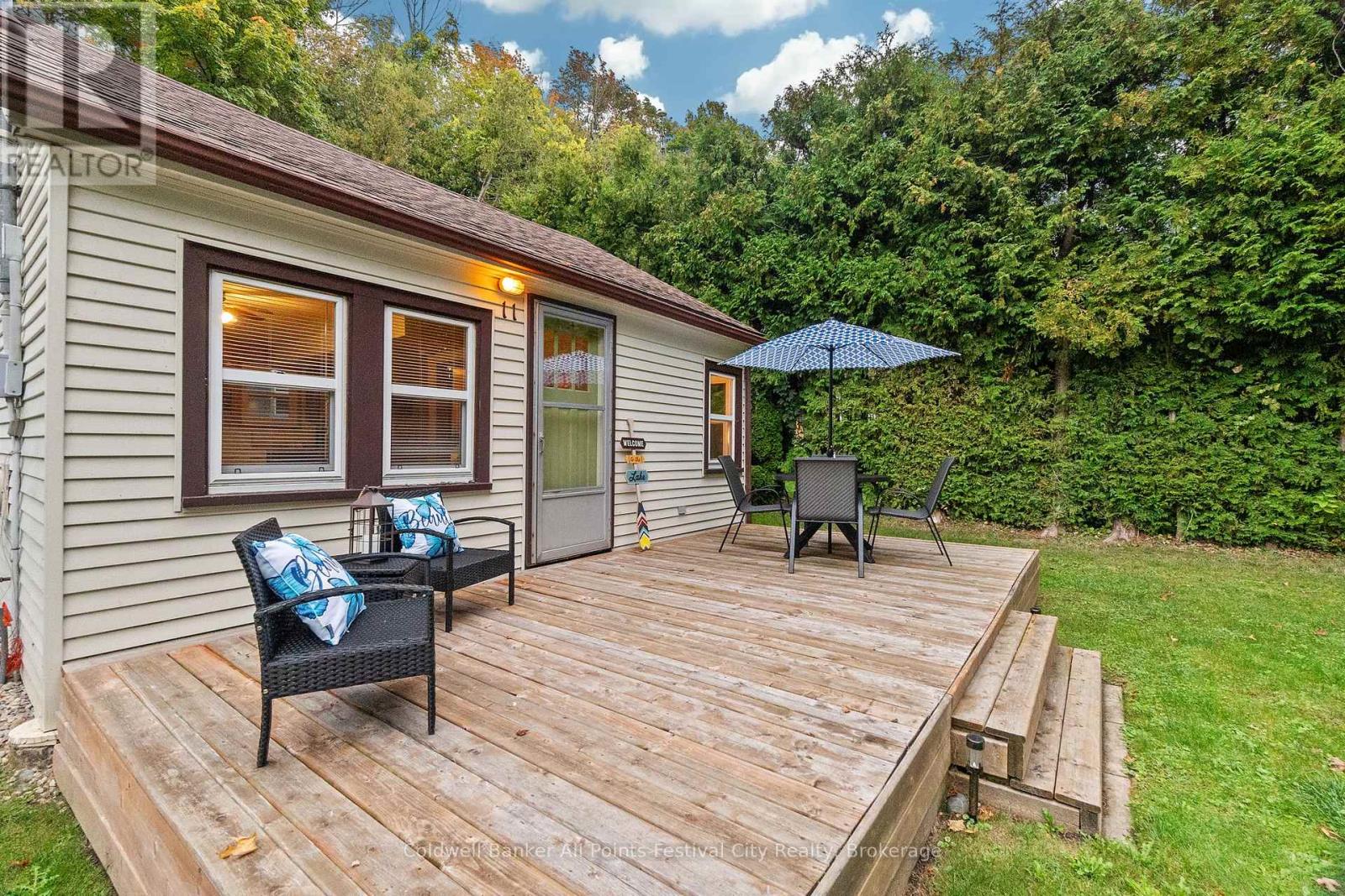 11 Melbourne Street, Ashfield-Colborne-Wawanosh, Ontario  N7A 3X9 - Photo 33 - X12268367