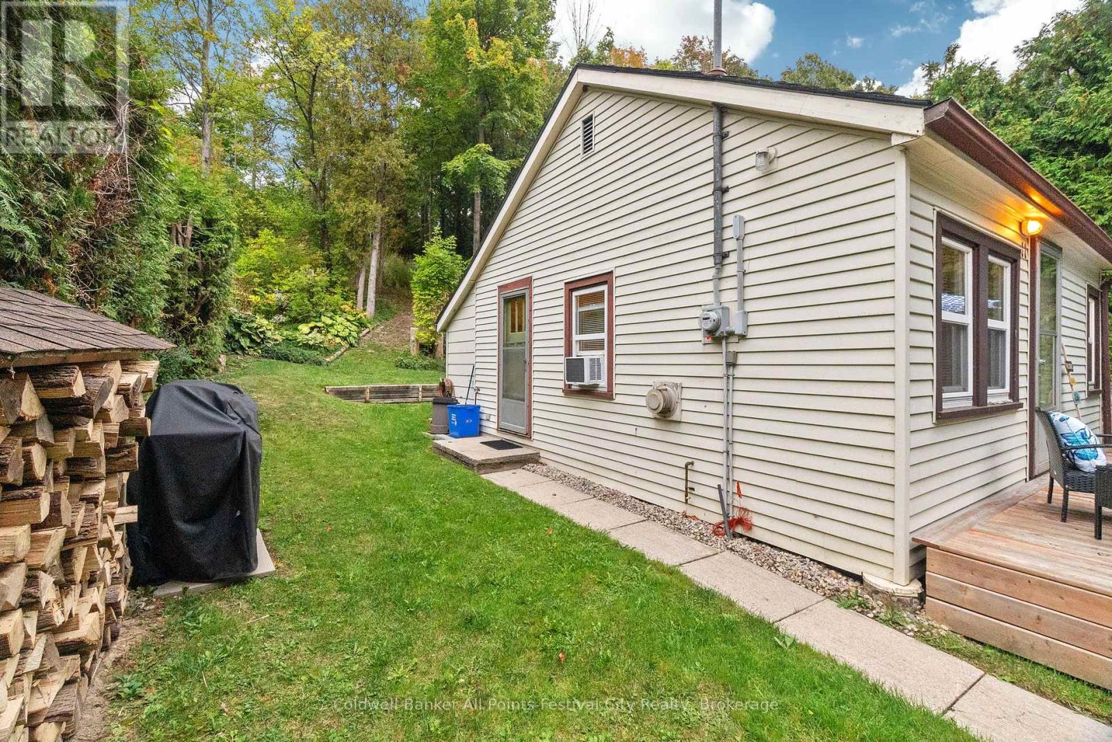 11 Melbourne Street, Ashfield-Colborne-Wawanosh, Ontario  N7A 3X9 - Photo 34 - X12268367