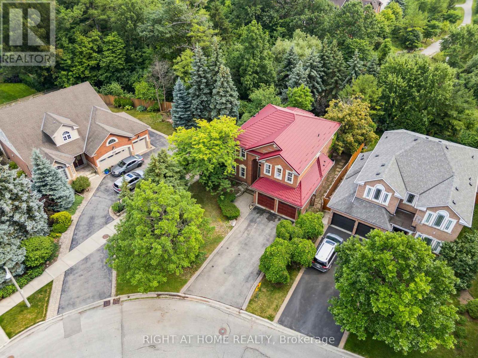 Property at 2322 WOODRIDGE WAY image 2