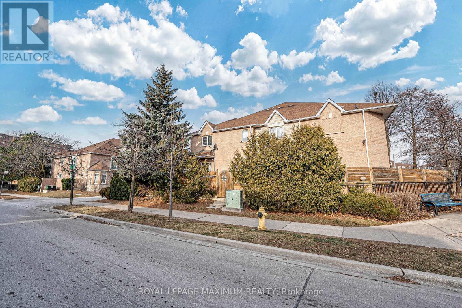 Property at 21 PIONEER AVENUE image 2