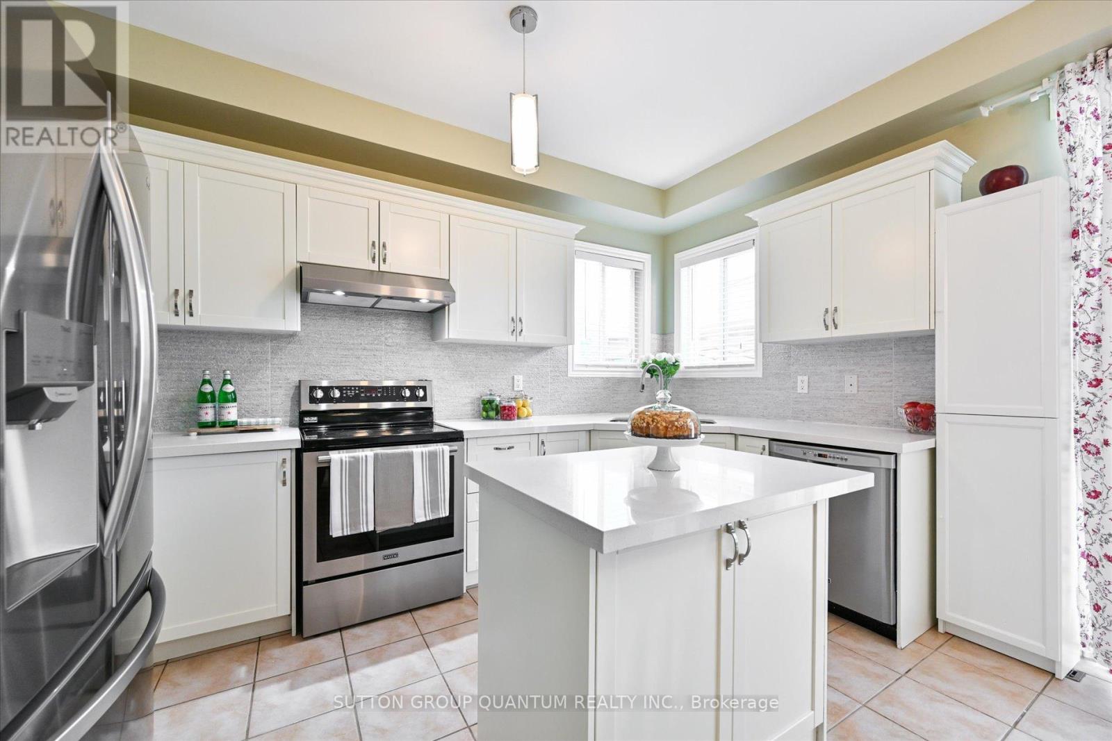 3512 Positano Place, Mississauga, Ontario  L5M 6Y9 - Photo 10 - W12268348