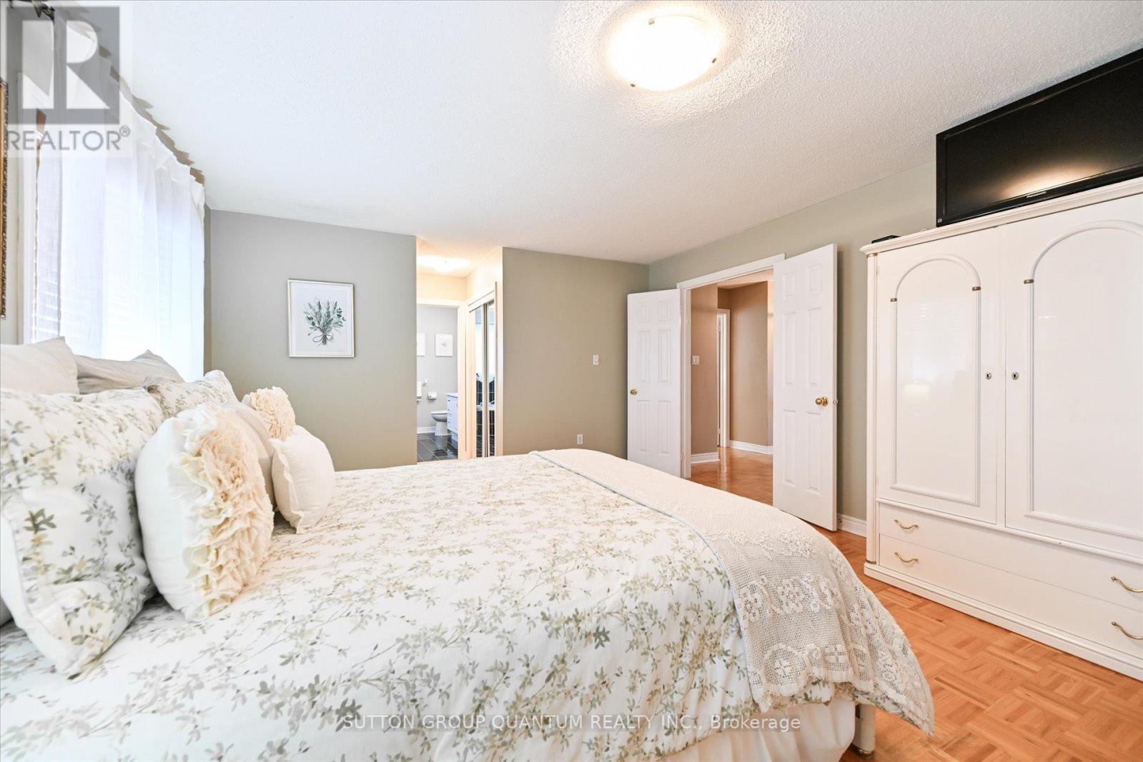 3512 Positano Place, Mississauga, Ontario  L5M 6Y9 - Photo 18 - W12268348
