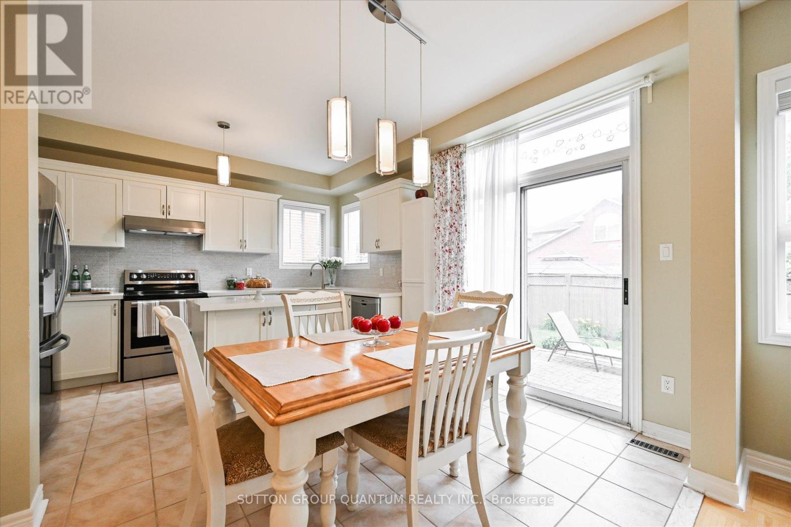 3512 Positano Place, Mississauga, Ontario  L5M 6Y9 - Photo 8 - W12268348
