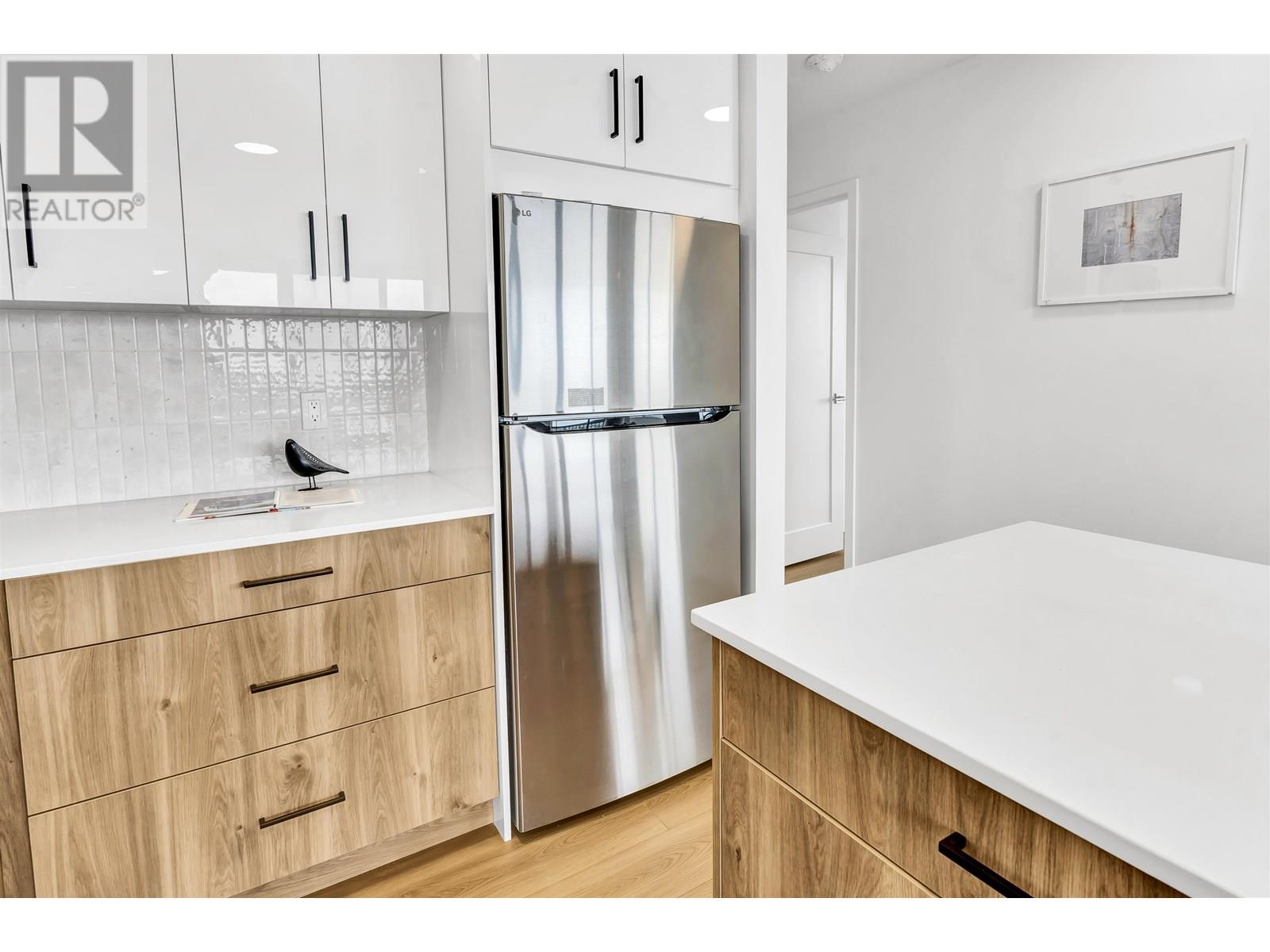 2003 6540 Burlington Avenue, Burnaby, British Columbia  V5H 4G3 - Photo 11 - R3023461