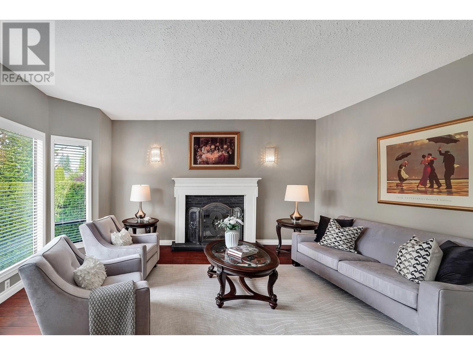 Property at 496 GLENBROOK DRIVE image 3