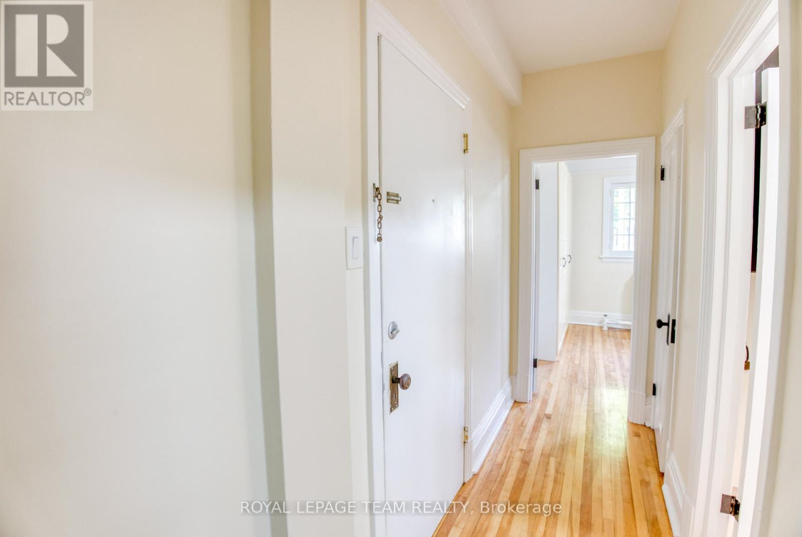 Property at 480 OAKHILL ROAD image 3