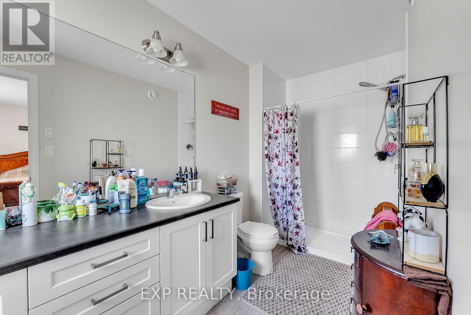 216 Heritage Park Drive, Greater Napanee, Ontario  K7R 3X8 - Photo 17 - X12268177