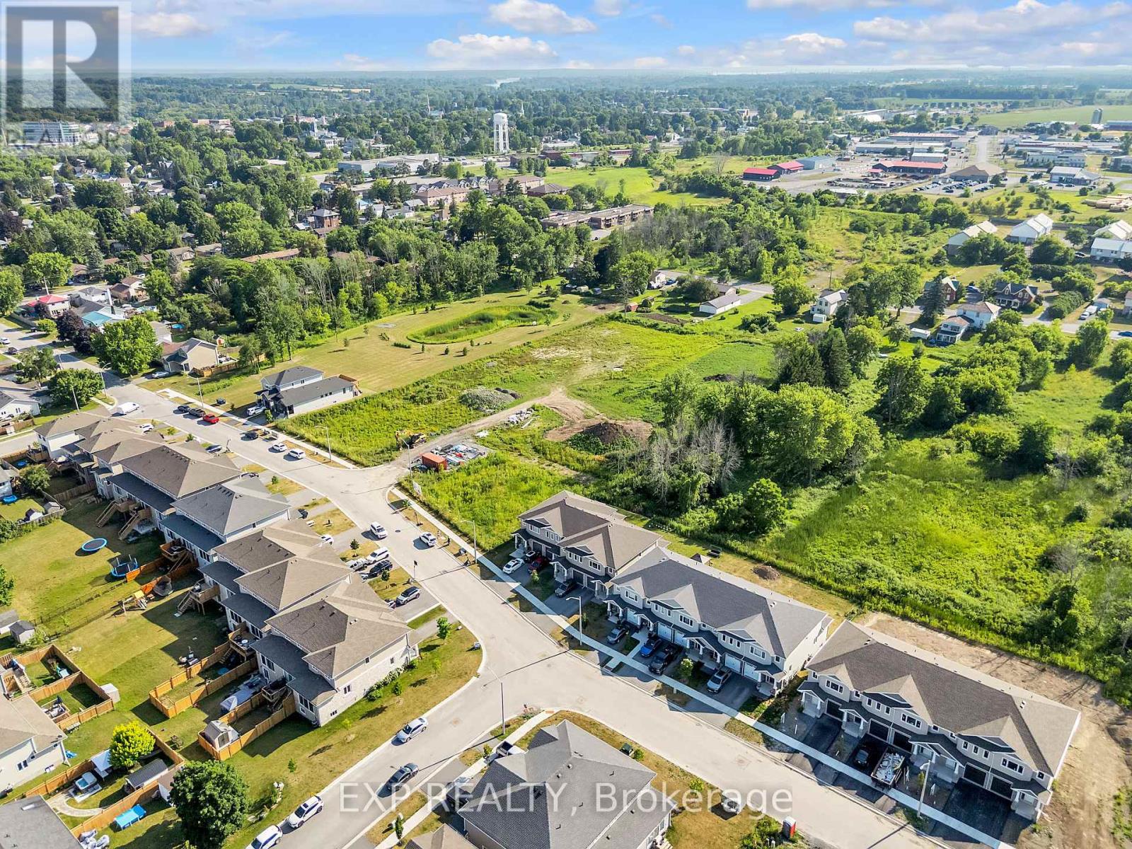 216 Heritage Park Drive, Greater Napanee, Ontario  K7R 3X8 - Photo 37 - X12268177