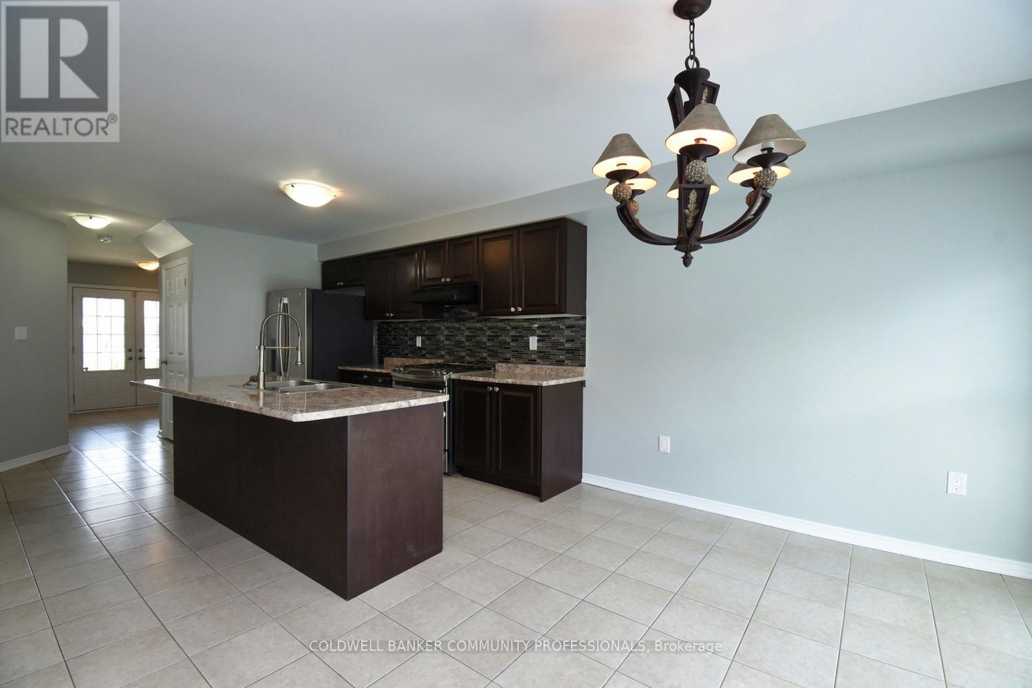 26 Evergreen Lane, Haldimand, Ontario  N3W 0C4 - Photo 14 - X12268204