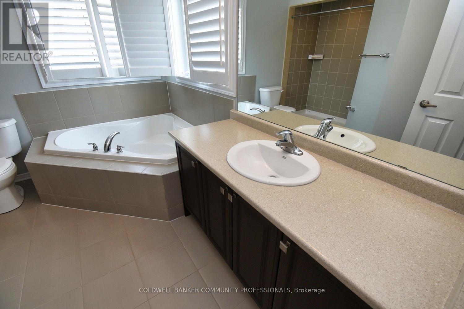 26 Evergreen Lane, Haldimand, Ontario  N3W 0C4 - Photo 26 - X12268204