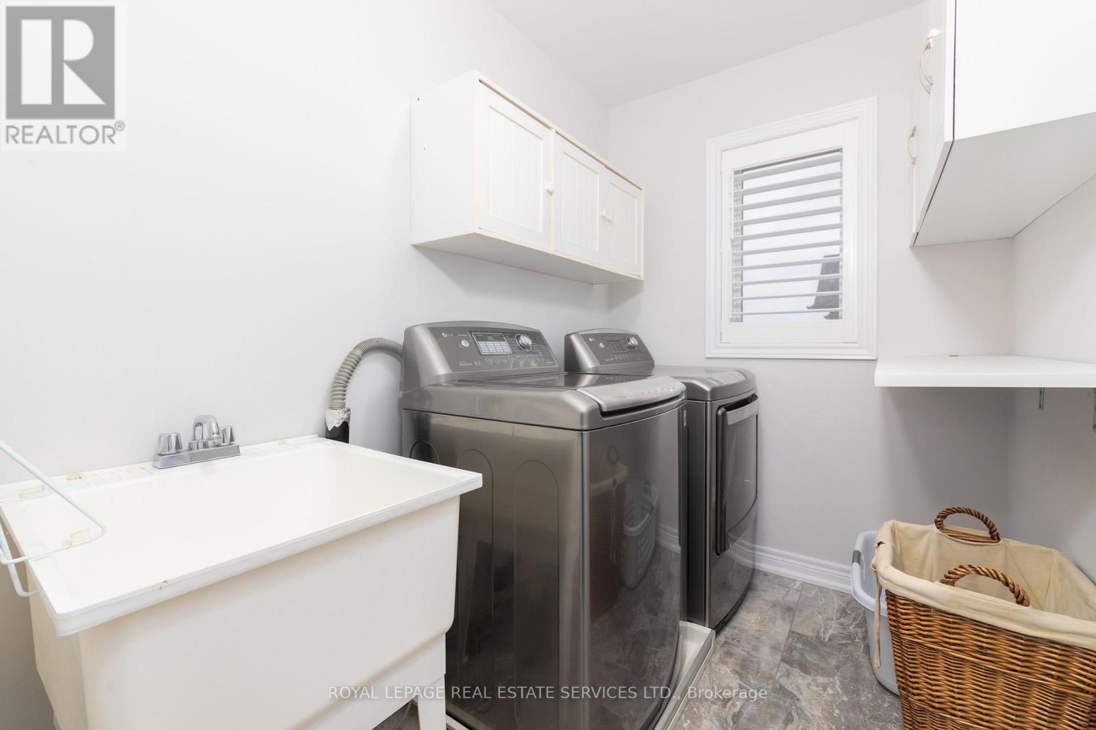 17 Narbonne Crescent, Hamilton, Ontario  L8J 0J7 - Photo 25 - X12268253