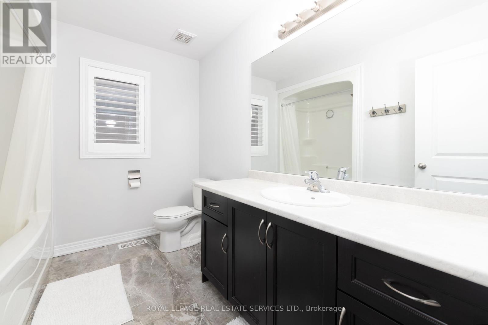 17 Narbonne Crescent, Hamilton, Ontario  L8J 0J7 - Photo 26 - X12268253