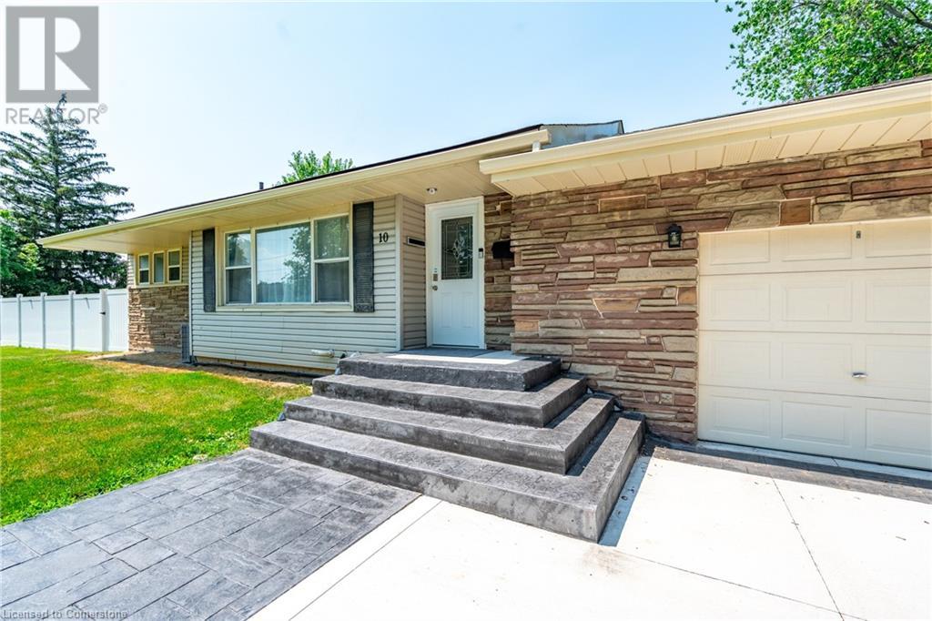 Property at 10 DRAPER Drive image 4