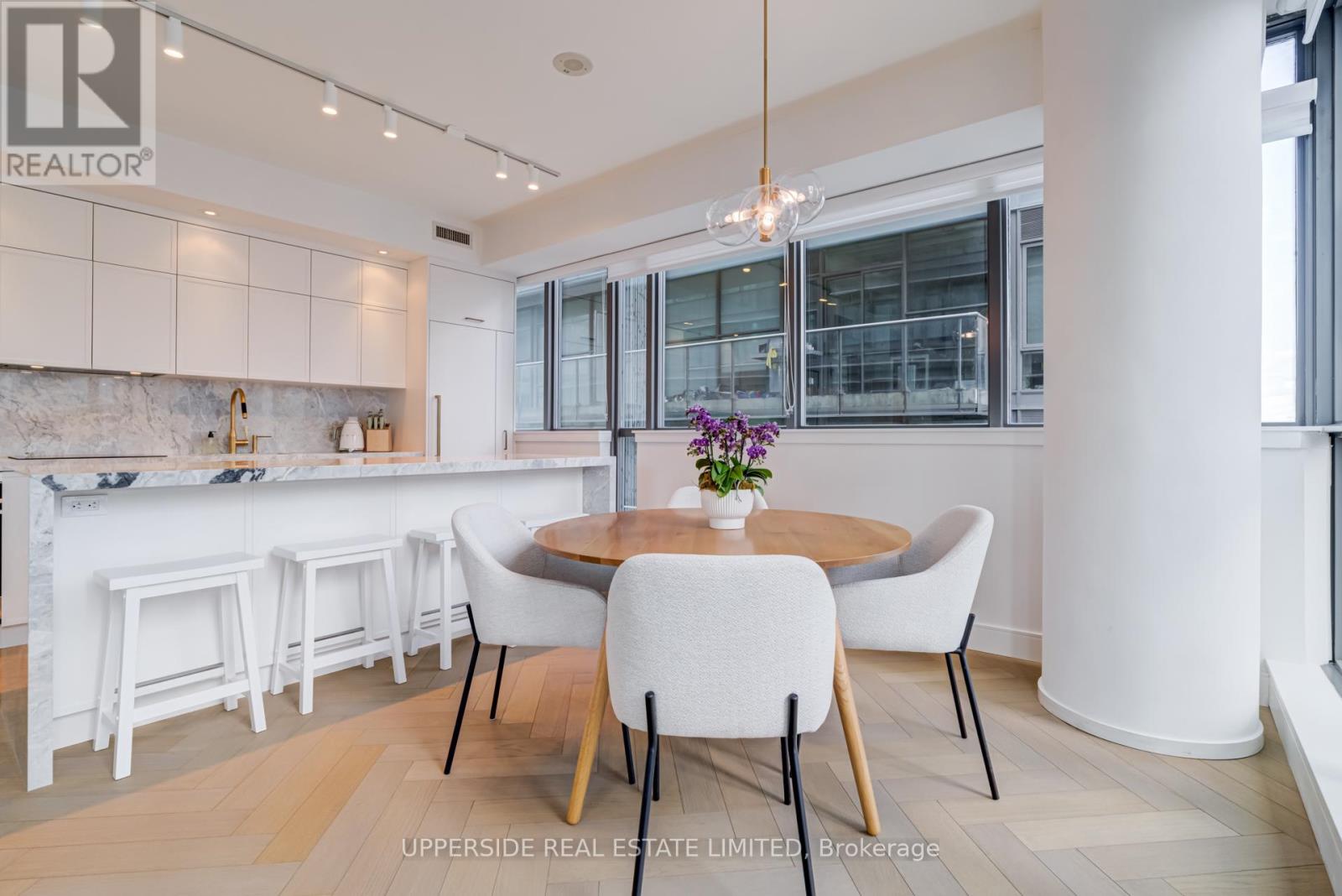 1103 - 8 Charlotte Street, Toronto (Waterfront Communities), Ontario  M5V 0K4 - Photo 10 - C12268383